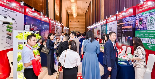 LED CHINA也來打卡啦！現身深圳市照明與顯示工程行業協會年會